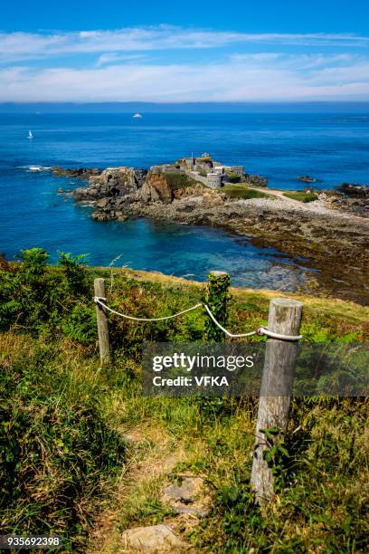 fort clonque, alderney, guernsey, channel islands - island of alderney stock pictures, royalty-free photos & images