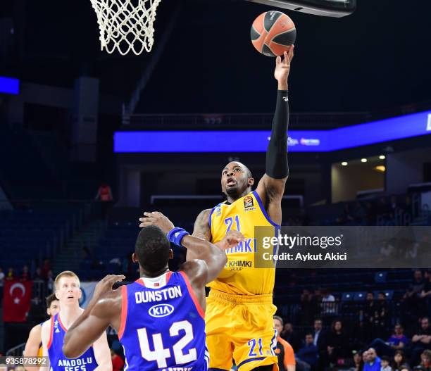 James Anderson, #21 of Khimki Moscow Region competes with Bryant Dunston, #42 of Anadolu Efes Istanbul during the 2017/2018 Turkish Airlines...