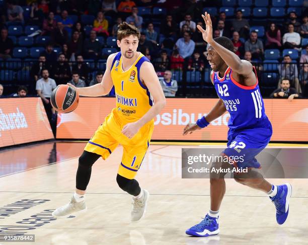 Alexey Shved, #1 of Khimki Moscow Region competes with Bryant Dunston, #42 of Anadolu Efes Istanbul in action during the 2017/2018 Turkish Airlines...