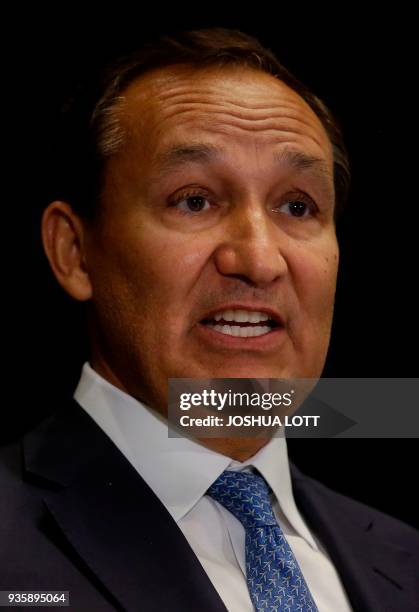 United Airlines Chief Executive Officer Oscar Munoz speaks at the Executives' Club Program in Chicago, Illinois on March 21, 2018.