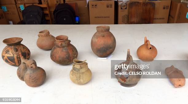 Inca Pot 200 Inca Pottery Stock Photos, High-Res Pictures, and Images - Getty Images