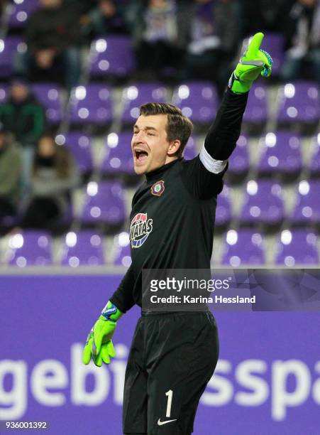 Goalkeeper Martin Maennel of Aue reacts during the second Bundesliga match between FC Erzgebirge Aue and SpVgg Greuther Fuerth at...
