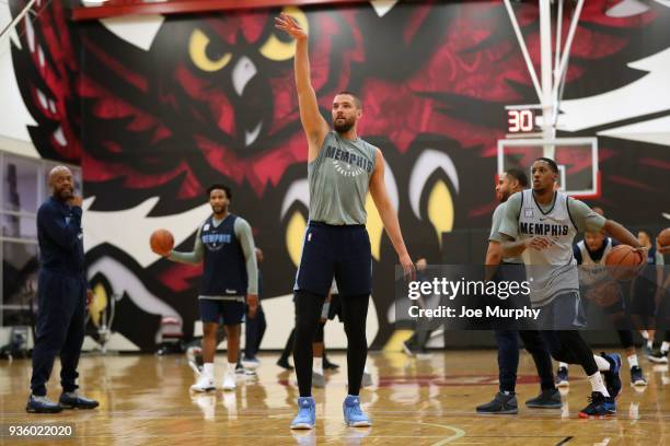 Chandler Parsons of the Memphis Grizzlies shoots the ball during a team practice on March 20, 2018 at Temple University in Philadelphia,...