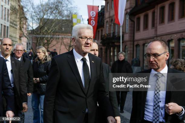 Winfried Kretschmann , the MinisterPresident of Baden-Württemberg, arrives at the Mainz Cathedral. The funeral of Cardinal Karl Lehmann was held in...