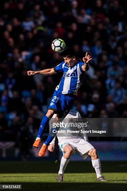 Hernan Arsenio Perez of Deportivo Alaves heads the ball during the La Liga 2017-18 match between Real Madrid and Deportivo Alaves at Santiago...