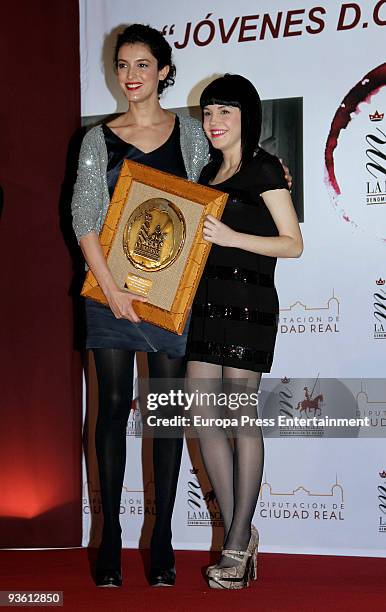 Blanca Romero and Angie Fernandez attend 'Jovenes de La Mancha 2009' awards on December 2, 2009 in Madrid, Spain.