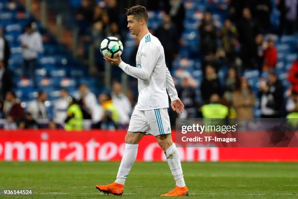 Dominic Rinaldo Ball Cristiano Ronaldo Ball Photos and Premium High Res Pictures - Getty Images