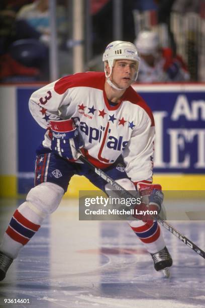 Scott Stevens of the Washington Capitals looks on during a NHL hockey game against the Philadelphia Flyers on December 23, 1989 at Capitol Centre in...