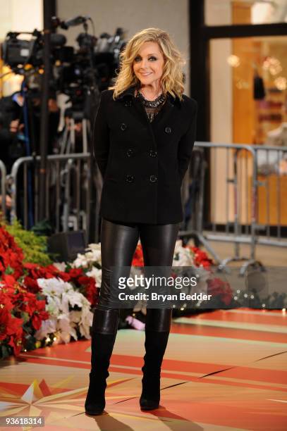 Actress Jane Krakowski appears onstage at the Rockefeller Center Christmas tree lighting at Rockefeller Center on December 2, 2009 in New York City.