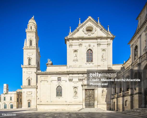 piazza duomo, cattedrale metropolitana di santa maria assunta, the façade - barocco foto e immagini stock