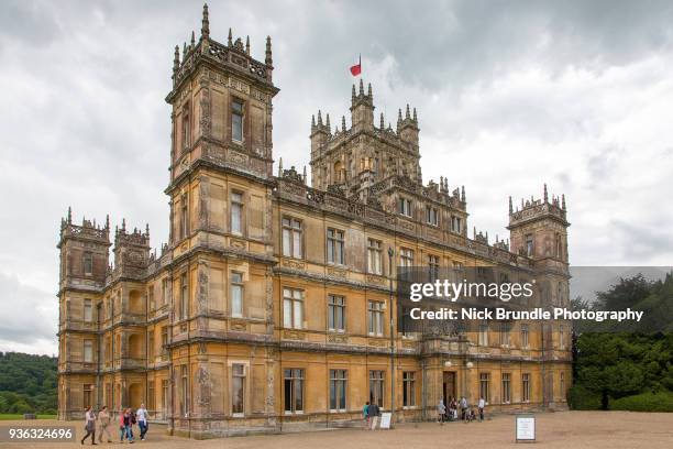highclere castle, hampshire, united kingdom - tree flax stock pictures, royalty-free photos & images