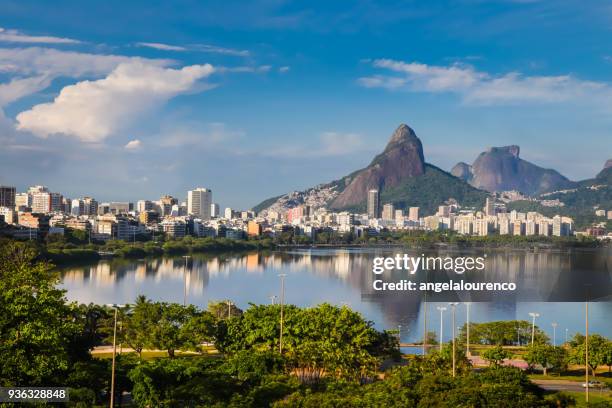 rodrigo de freitas lagoon and gavea rock, rio de janeiro, brazil - rio de janeiro landscape stock pictures, royalty-free photos & images