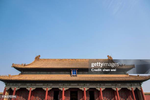 ancient building on a sunny day, the forbidden city, beijing, china - wei shen stock pictures, royalty-free photos & images