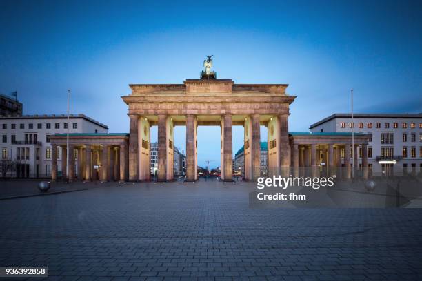 Brandenburger Tor (Brandenburg Gate) at blue hour - (Berlin, Germany)