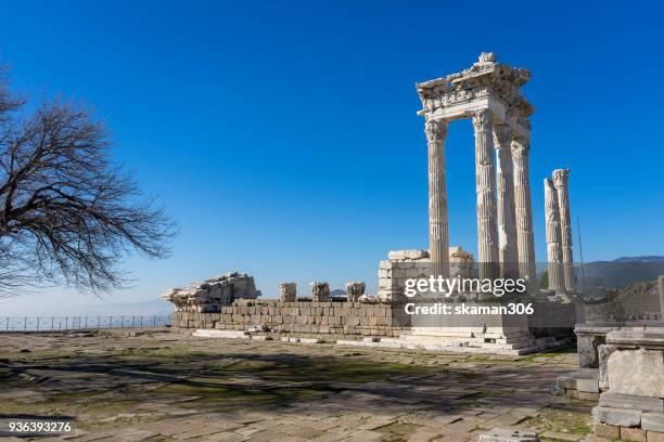 landscape of ruin temple  trajan acropolis pergamon - pergamon stock-fotos und bilder