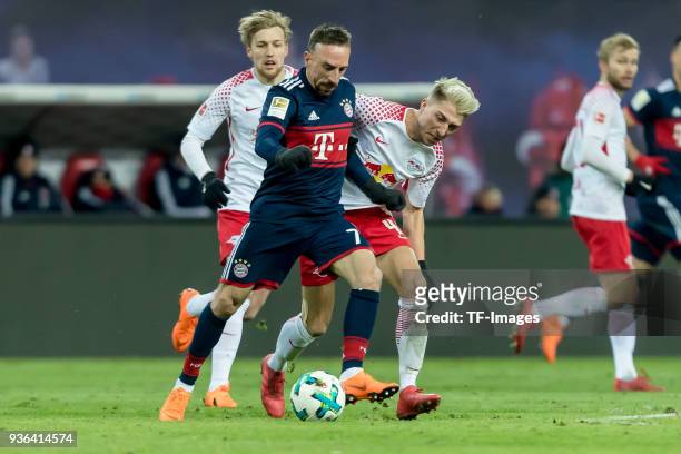 Franck Ribery of Muenchen and Kevin Kampl of Leipzig battle for the ball during the Bundesliga match between RB Leipzig and FC Bayern Muenchen at Red...