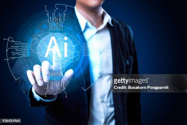 ai(artificial intelligence) concept, business man working with virtual display - correction numérique photos et images de collection