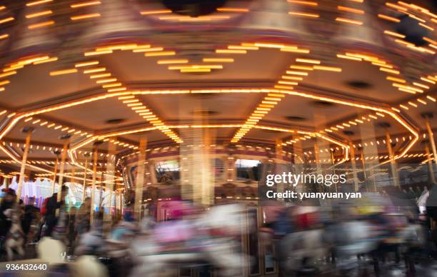 carousel - carousel foto e immagini stock