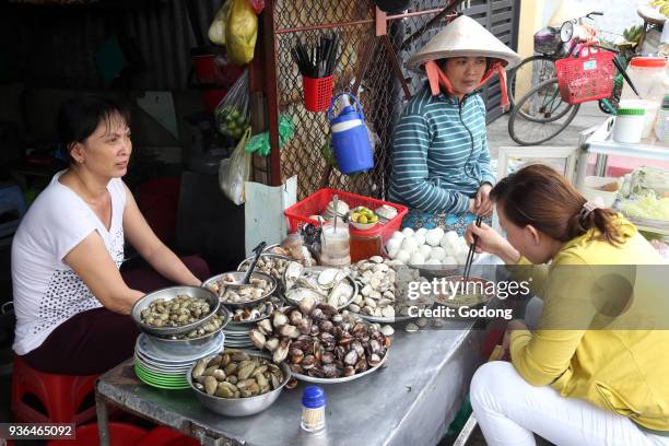 Street seafood vietnamese restaurant. Vietnam.