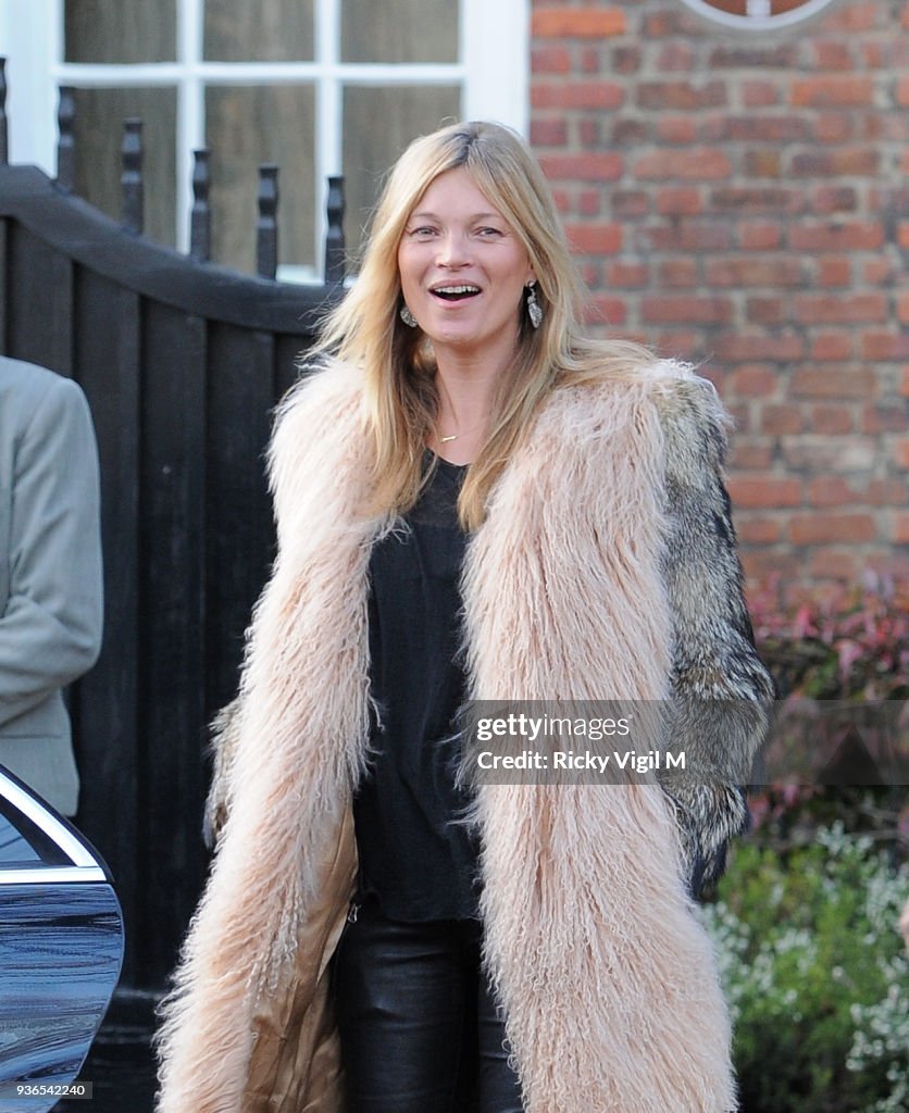 Kate Moss Leaves Her House With Jamie Hince