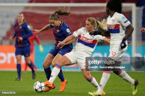 Lieke Martens of FC Barcelona Women, Amandine Henry of Olympique Lyon Women during the match between Olympique Lyon Women v FC Barcelona Women at the...