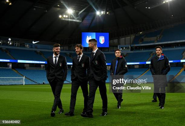 Players of Italy look on during Italy walk around at Etihad Stadium on March 22, 2018 in Manchester, England.