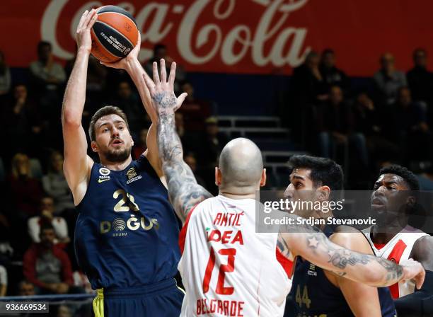 Marko Guduric of Fenerbahce in action against Pero Antic of Crvena Zvezda during the 2017/2018 Turkish Airlines EuroLeague Regular Season Round 28...