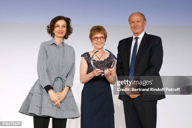 Director-General of the UNESCO, Audrey Azoulay, Laureate Professor Janet Rossant from Canada and Chairman & Chief Executive Officer of L'Oreal and...