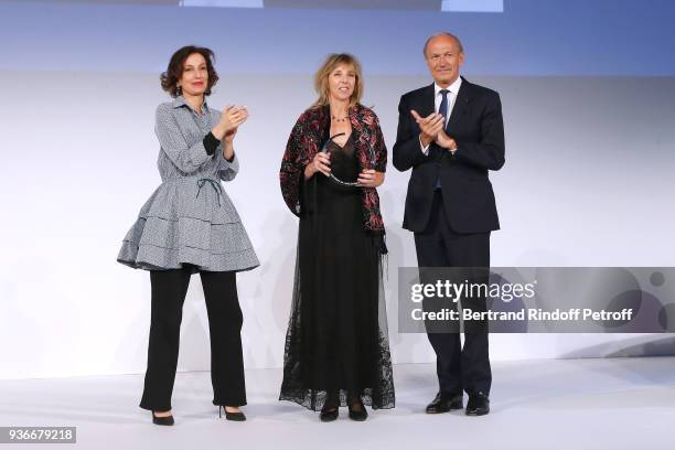 Director-General of the UNESCO, Audrey Azoulay, Laureate Professor Heather Zar from South Africa and Chairman & Chief Executive Officer of L'Oreal...