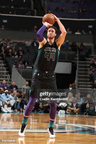 Frank Kaminsky of the Charlotte Hornets shoots the ball against the Memphis Grizzlies on March 22, 2018 at Spectrum Center in Charlotte, North...