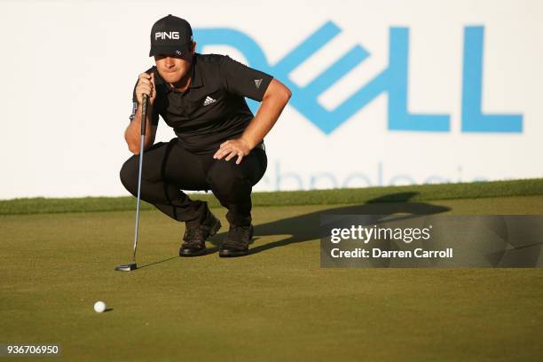 Tyrrell Hatton of England lines up a putt during the second round of the World Golf Championships-Dell Match Play at Austin Country Club on March 22,...