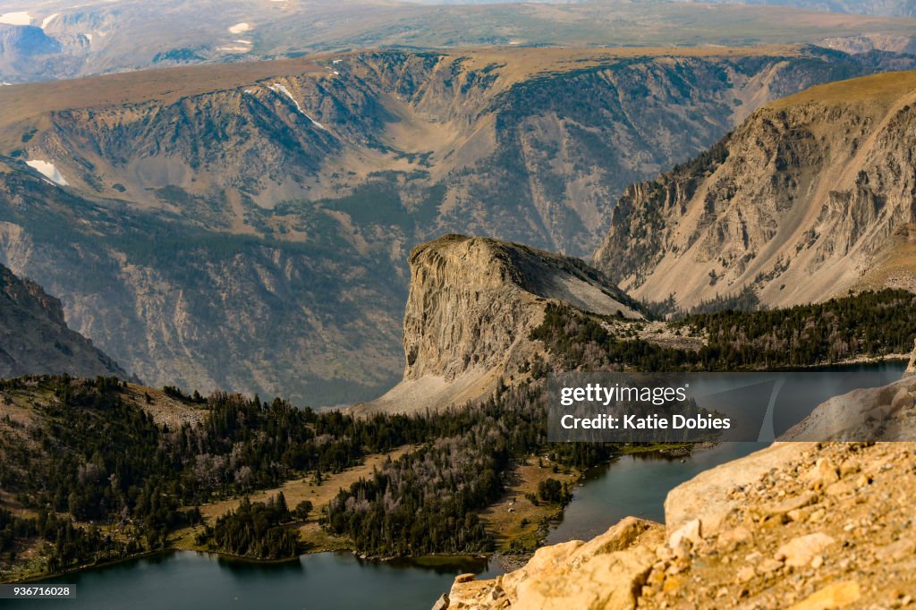 Beartooth Absaroka Byway Scenic Pristine Mountain Lake, Wyoming