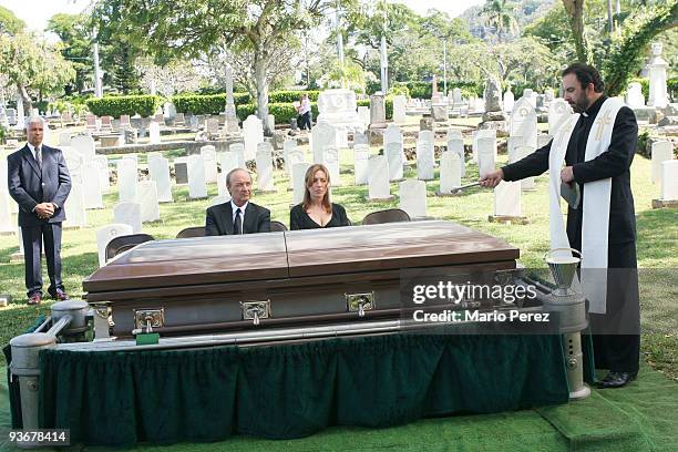 Geoffrey Rivas Photos and Premium High Res Pictures - Getty Images