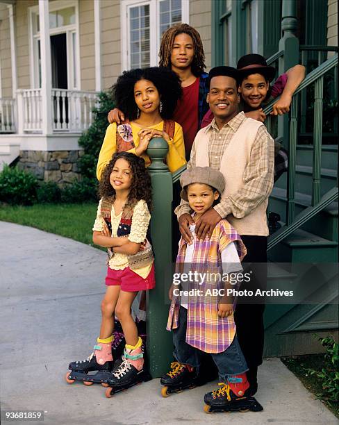 Gallery - Season One - 9/13/94 Seven orphaned children are raised by their eldest sibling while keeping authorities from splitting up the family....