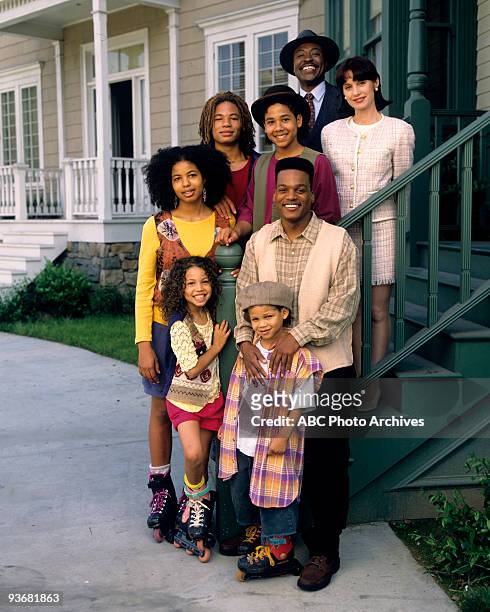 Gallery - Season One - 9/13/94 Seven orphaned children are raised by their eldest sibling while keeping authorities from splitting up the family....