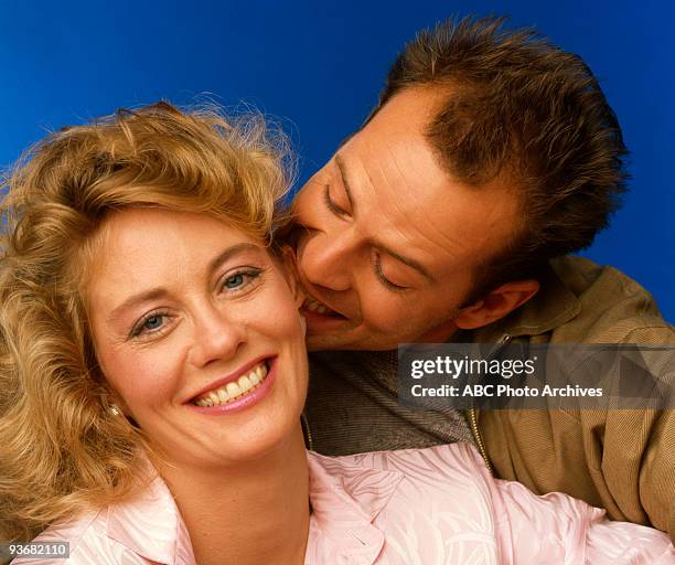 Gallery - Season Three - 9/25/1986, Cybill Shepherd , Bruce Willis ,