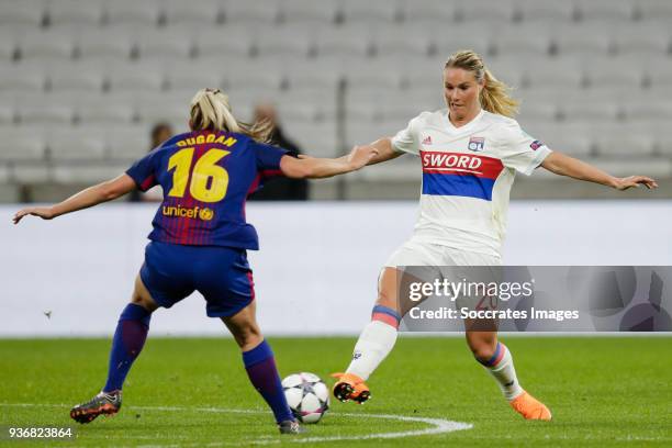 Toni Duggan of FC Barcelona Women, Amandine Henry of Olympique Lyon Women during the match between Olympique Lyon Women v FC Barcelona Women at the...