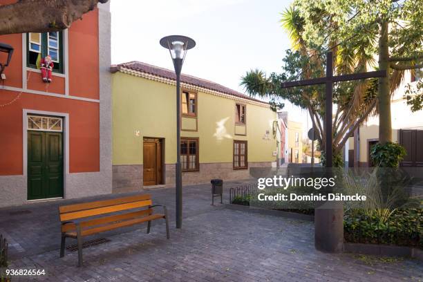 square of "plaza san pedro", at "granadilla de abona" town, in south of tenerife island (canary islands. spain) - dähncke stock pictures, royalty-free photos & images