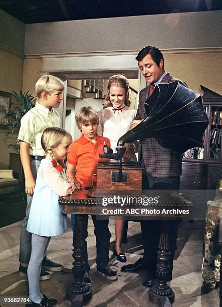 From Butch, With Love" - Season Two - 12/18/70, Hal , Prudence , Nanny and the Professor look at the old record player Butch bought with his earned...