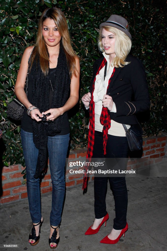 Jaimee Grubbs Sighting In Los Angeles - December 2, 2009