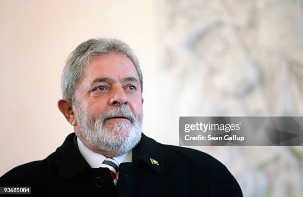 Brazilian President Luiz Inacio Lula da Silva arrives at Bellevue Palace to meet German President Horst Koehler on December 3, 2009 in Berlin,...