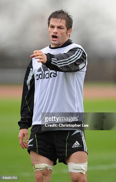 Richie McCaw of New Zealand directs the line out during an All Blacks training session at Harrow School on December 3, 2009 in London, England.
