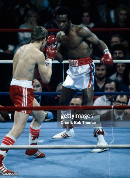 Sugar Ray Leonard in action during his victory over Britain's Dave Boy Green for the WBC World Welterweight Championship at the Capital Centre in...