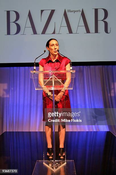 Harpers Bazaar Editor Edwina McCann anounces the winner at the Peroni Young Designer Awards at the MCA on December 3, 2009 in Sydney, Australia.