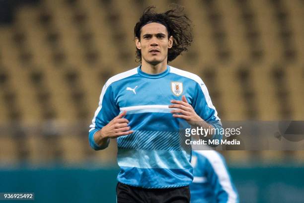 Edinson Cavani of Uruguay national football team takes part in a training session before the semi-final match against Czech Republic during the 2018...
