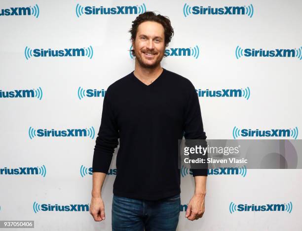 Actor Oliver Hudson visits SiriusXM Studios on March 23, 2018 in New York City.