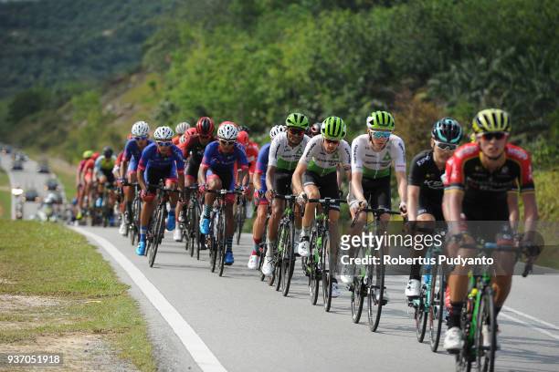 Riders compete during Stage 6 of the Le Tour de Langkawi 2018, Tapah-Tanjung Malim 108.5 km on March 23, 2018 in Tanjung Malim, Malaysia.
