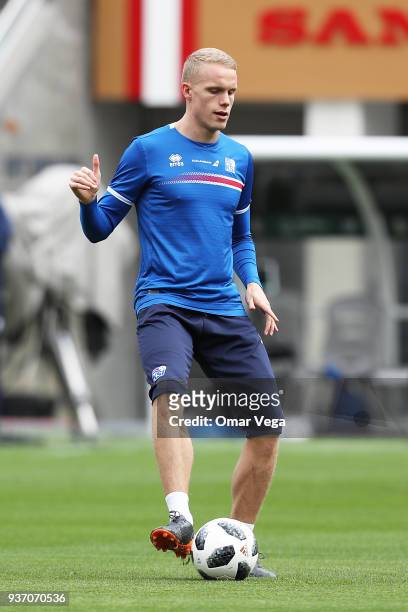 Kolbeinn Sigþórsson controls the ball during the Iceland training session ahead of the FIFA friendly match against Mexico at Levi's Stadium on March...