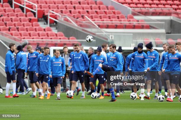 Theódór Elmar Bjarnason controls the ball during the Iceland training session ahead of the FIFA friendly match against Mexico at Levi's Stadium on...