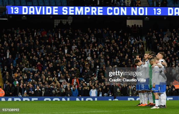 Players of Italy observe a minutes silence in memory of Davide Astori prior to the International friendly match between Italy and Argentina at Etihad...